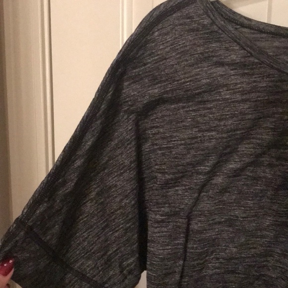 Lucy short sleeve crop top gray S - Picture 7 of 8